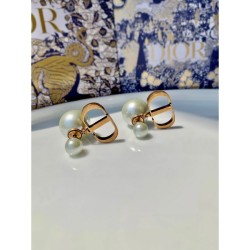 Classic silhouette 2022 DIOR Dior earrings