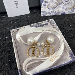 People casual style 2022 DIOR Dior earrings