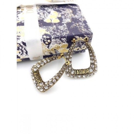Huge popularity 2022 DIOR Dior earrings Huge popularity 2022 DIOR Dior earrings