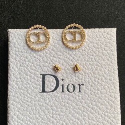 Now the hottest brand 2022 DIOR Dior earrings