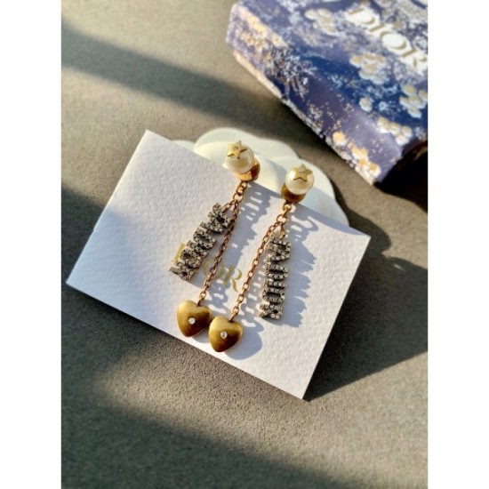 HOT new release 2022 DIOR Dior earrings HOT new release 2022 DIOR Dior earrings
