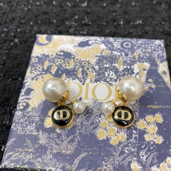 Super deals cheap 2022 DIOR Dior earrings Super deals cheap 2022 DIOR Dior earrings