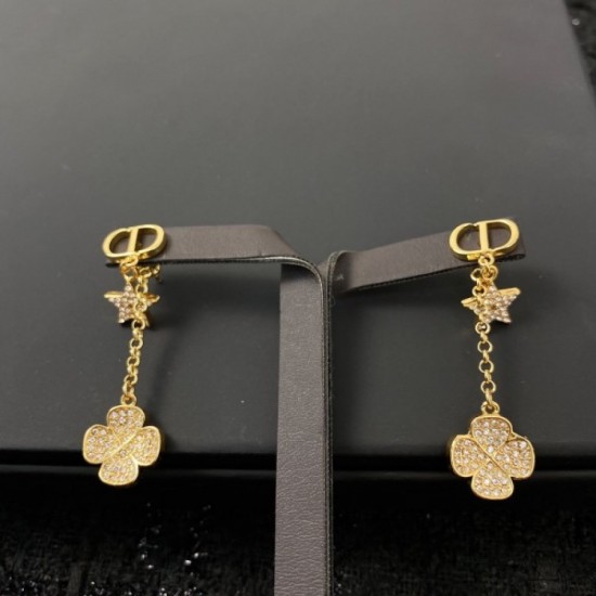 Spring Summer Model 2022 DIOR Dior Earrings Spring Summer Model 2022 DIOR Dior Earrings