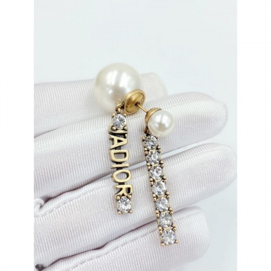 Limited quantity popular 2022 DIOR Dior earrings Limited quantity popular 2022 DIOR Dior earrings