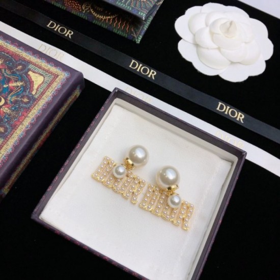 Excellent quality 2022 DIOR Dior earrings Excellent quality 2022 DIOR Dior earrings