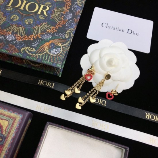 Popular sale 100% new article DIOR Dior 2022AW earrings Popular sale 100% new article DIOR Dior 2022AW earrings