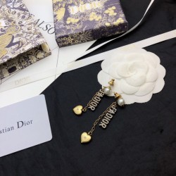 Autumn new work with a sense of stability DIOR Dior 2022AW Earrings