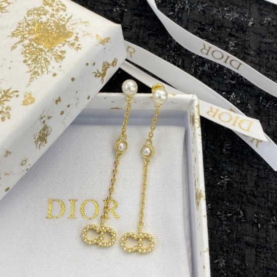 New Limited Quantity Sale DIOR Dior 2022AW Earrings New Limited Quantity Sale DIOR Dior 2022AW Earrings