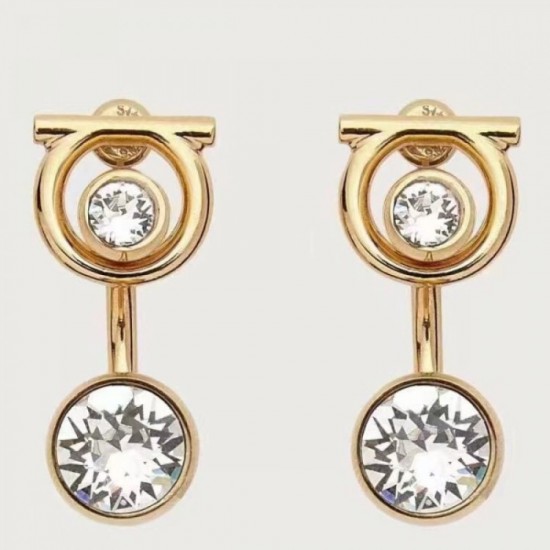 Popular item every year 2022 FERRAGAMO Salvatore Ferragamo earrings Popular item every year 2022 FERRAGAMO Salvatore Ferragamo earrings