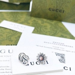 Overwhelmingly popular 2022 GUCCI Gucci earrings