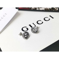 Street fashion 2022 GUCCI Gucci earrings