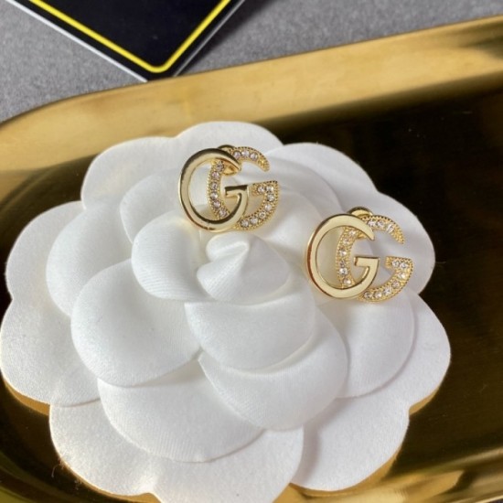 Growing popularity 2022 GUCCI Gucci earrings Growing popularity 2022 GUCCI Gucci earrings