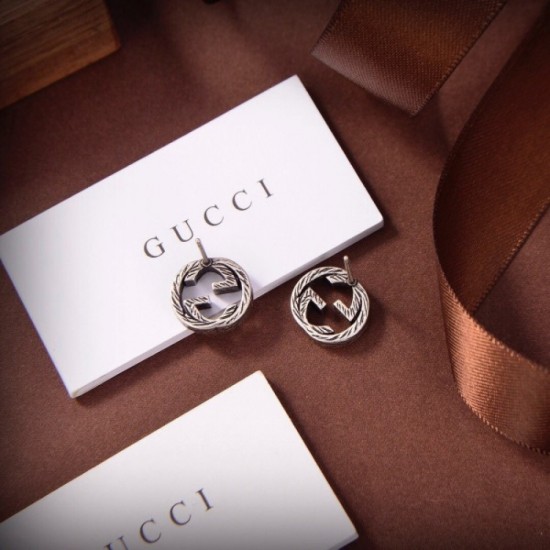Latest design 2022 GUCCI Gucci earrings Latest design 2022 GUCCI Gucci earrings