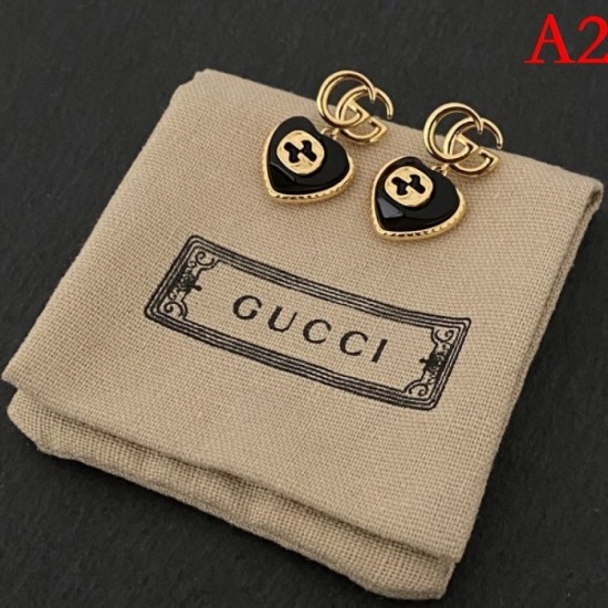 Celebrity wear product 2022 GUCCI Gucci earrings Celebrity wear product 2022 GUCCI Gucci earrings