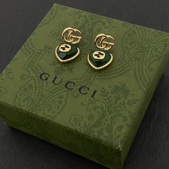 Celebrity wear product 2022 GUCCI Gucci earrings Celebrity wear product 2022 GUCCI Gucci earrings