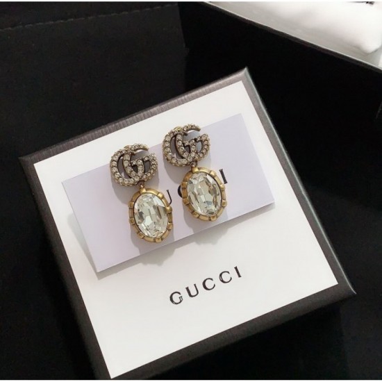 Chic atmosphere 2022 GUCCI Gucci earrings Chic atmosphere 2022 GUCCI Gucci earrings