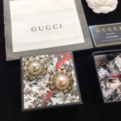 Plenty of adult atmosphere GUCCI Gucci 2022AW earrings