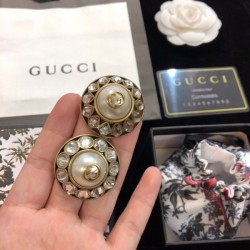 Plenty of adult atmosphere GUCCI Gucci 2022AW earrings