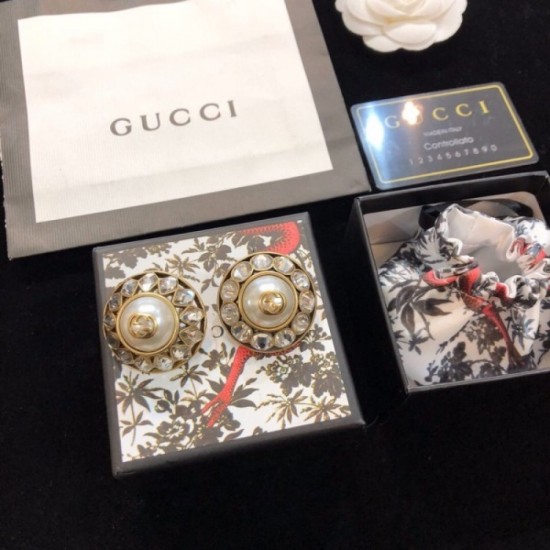 Plenty of adult atmosphere GUCCI Gucci 2022AW earrings Plenty of adult atmosphere GUCCI Gucci 2022AW earrings
