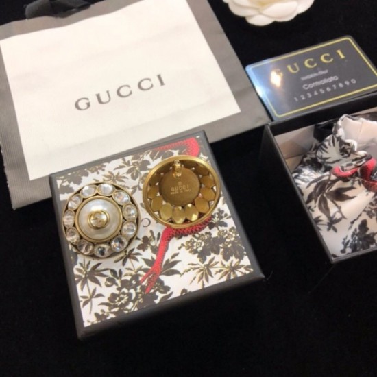 Plenty of adult atmosphere GUCCI Gucci 2022AW earrings Plenty of adult atmosphere GUCCI Gucci 2022AW earrings