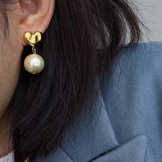 Sold out this time! GIVENCHY Givenchy 2022AW earrings Sold out this time! GIVENCHY Givenchy 2022AW earrings