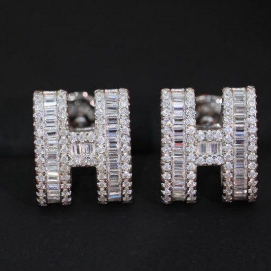 Popular model in Japan 2022 HERMES Hermes earrings Popular model in Japan 2022 HERMES Hermes earrings