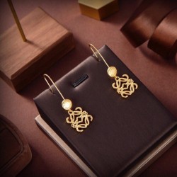 Outstanding attractive item LOEWE Loewe 2022AW earrings