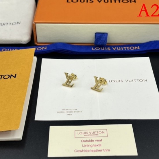 Fashionable with one piece 2022 LOUIS VUITTON Louis Vuitton earrings Fashionable with one piece 2022 LOUIS VUITTON Louis Vuitton earrings