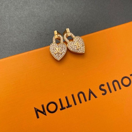 Low price high quality 2022 LOUIS VUITTON Louis Vuitton earrings Low price high quality 2022 LOUIS VUITTON Louis Vuitton earrings