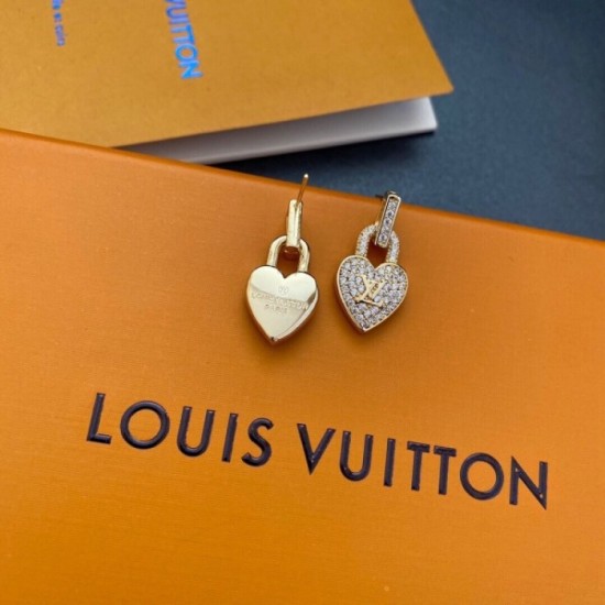 Low price high quality 2022 LOUIS VUITTON Louis Vuitton earrings Low price high quality 2022 LOUIS VUITTON Louis Vuitton earrings