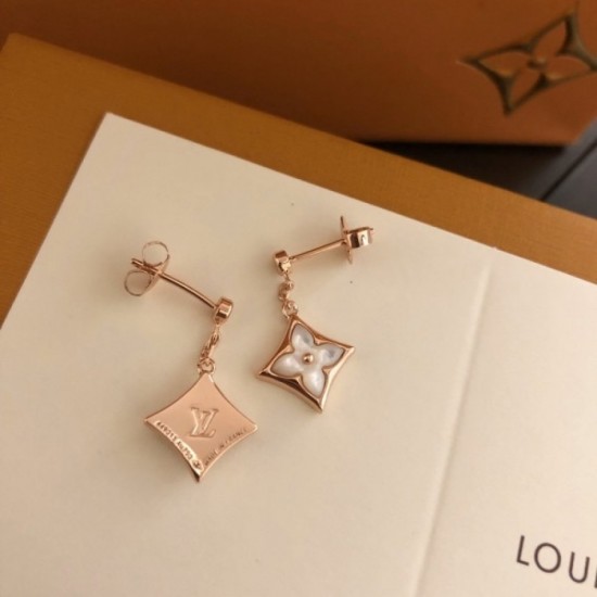 New arrival this season 2022 LOUIS VUITTON Louis Vuitton earrings New arrival this season 2022 LOUIS VUITTON Louis Vuitton earrings