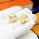 The latest style LOUIS VUITTON Louis Vuitton 2022AW earrings The latest style LOUIS VUITTON Louis Vuitton 2022AW earrings