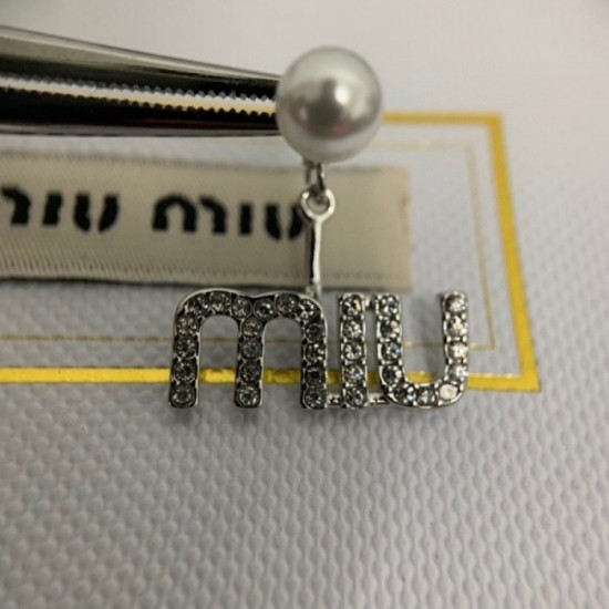 Super deals cheap 2022 MIU MIU Miu Miu earrings Super deals cheap 2022 MIU MIU Miu Miu earrings