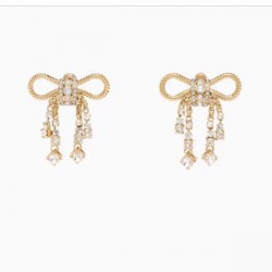 Spring / Summer model 2022 MIU MIU Miu Miu earrings