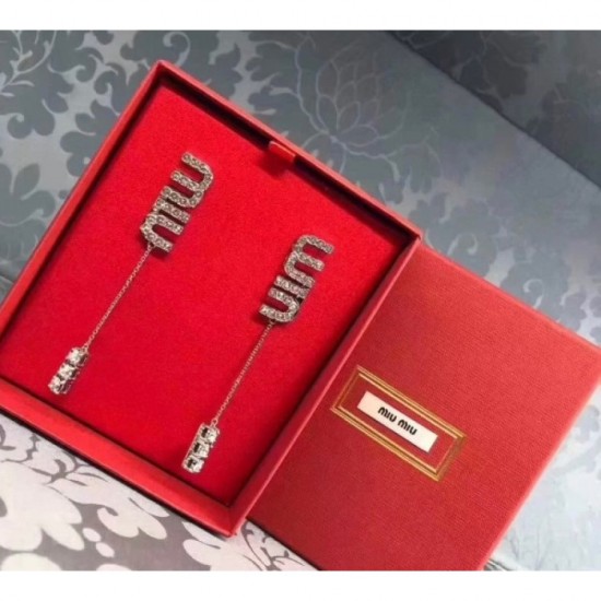High utilization 2022 MIU MIU Miu Miu earrings High utilization 2022 MIU MIU Miu Miu earrings
