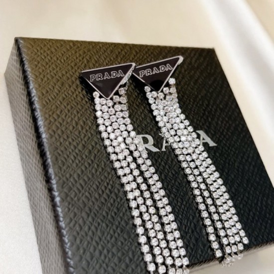 Timeless design PRADA Prada 2022AW earrings Timeless design PRADA Prada 2022AW earrings