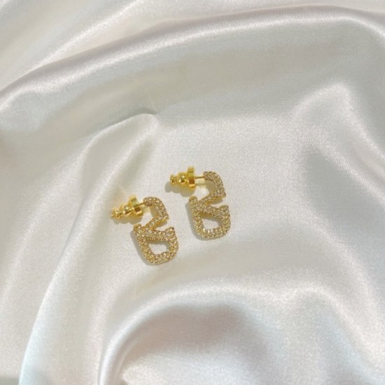 New sale adult OK 2022 VALENTINO Valentino earrings New sale adult OK 2022 VALENTINO Valentino earrings