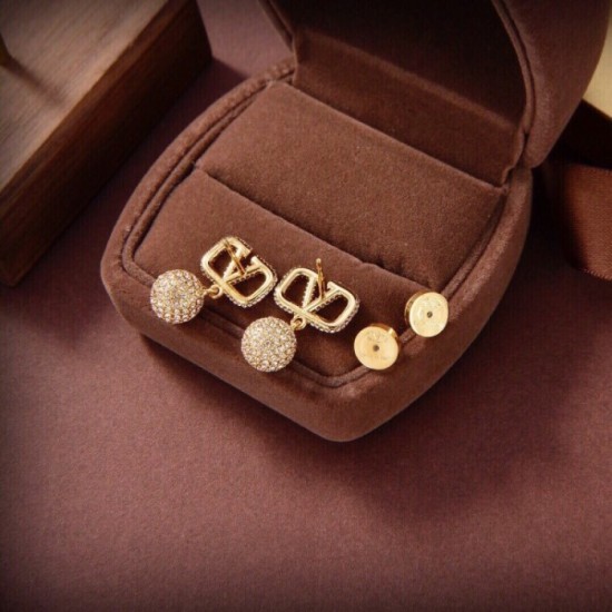 Fall/Winter New Arrivals VALENTINO Valentino 2022AW Earrings Fall/Winter New Arrivals VALENTINO Valentino 2022AW Earrings