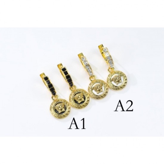 Last price sale VERSACE Versace 2022AW earrings Last price sale VERSACE Versace 2022AW earrings