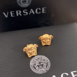 I definitely want to buy VERSACE Versace 2022AW Earrings