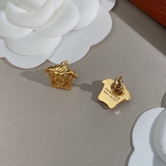 I definitely want to buy VERSACE Versace 2022AW Earrings I definitely want to buy VERSACE Versace 2022AW Earrings