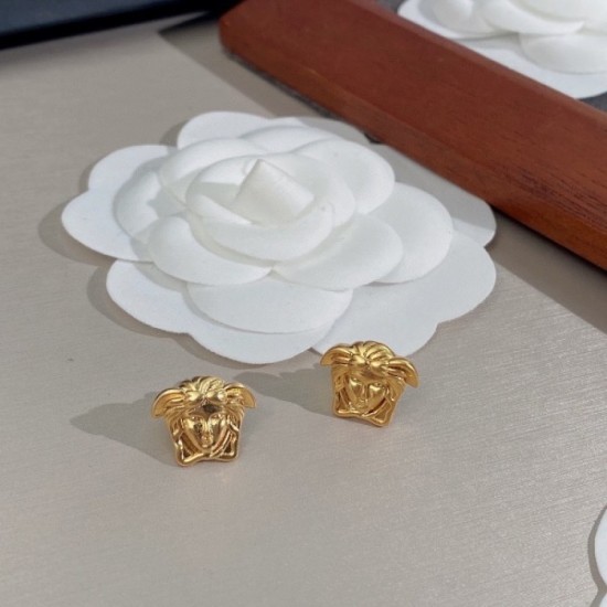 I definitely want to buy VERSACE Versace 2022AW Earrings I definitely want to buy VERSACE Versace 2022AW Earrings