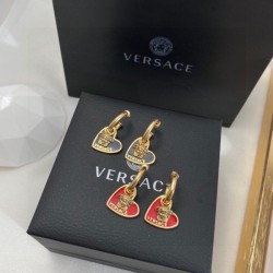 New sold out series VERSACE Versace 2022AW Earrings
