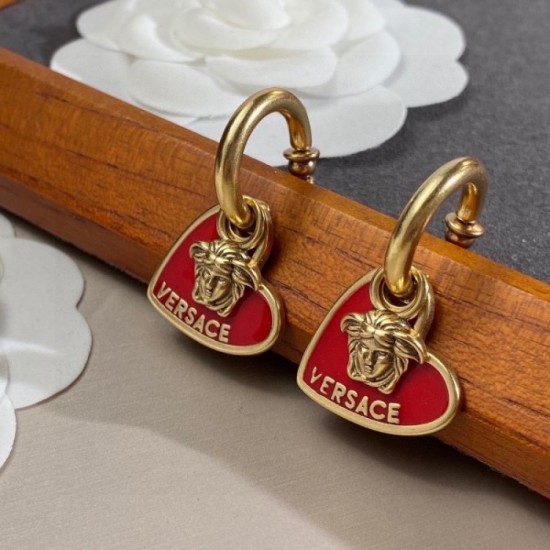 New sold out series VERSACE Versace 2022AW Earrings New sold out series VERSACE Versace 2022AW Earrings