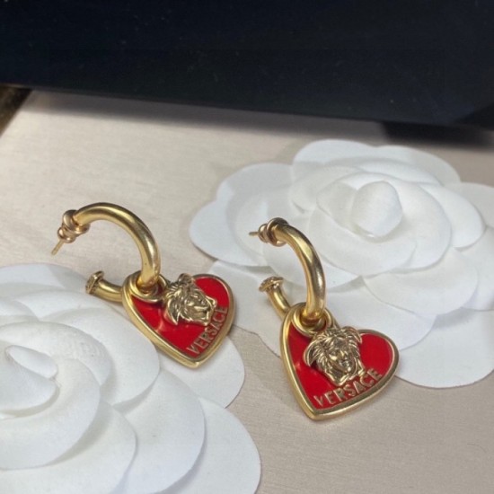 New sold out series VERSACE Versace 2022AW Earrings New sold out series VERSACE Versace 2022AW Earrings