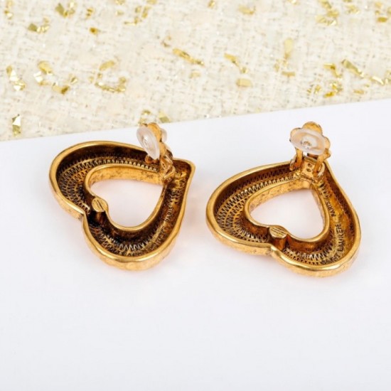 New stock rare 2022 YSL Yves Saint Laurent earrings New stock rare 2022 YSL Yves Saint Laurent earrings