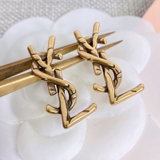 Miracle at VIP Sale 2022 YSL Yves Saint Laurent Earrings Miracle at VIP Sale 2022 YSL Yves Saint Laurent Earrings