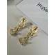 Popular model favorite YSL Yves Saint Laurent 2022AW earrings Popular model favorite YSL Yves Saint Laurent 2022AW earrings