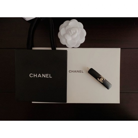CHANEL 2022SS The latest size and too cute hair ornament CHANEL 2022SS The latest size and too cute hair ornament