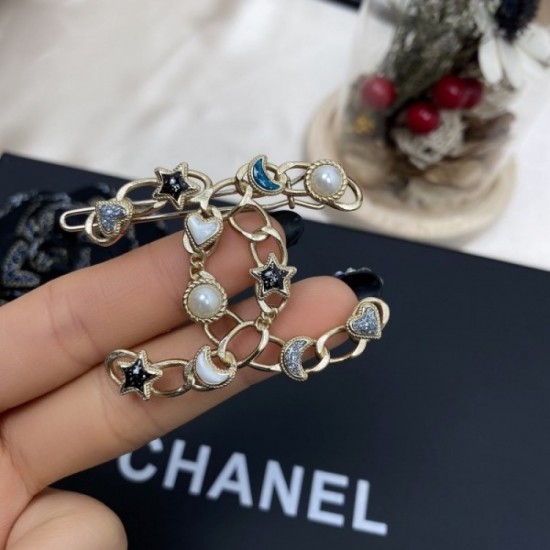 CHANEL 2022SS New Limited Hair Ornaments as soon as possible CHANEL 2022SS New Limited Hair Ornaments as soon as possible